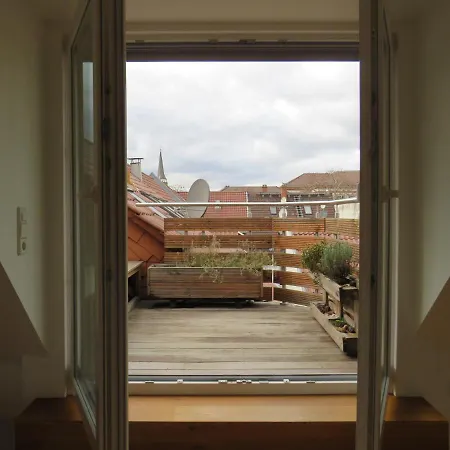Apartment L8 Street - 100SQM ROOFTOP LOFT in K4 1 *
