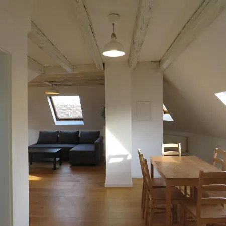 L8 Street - 100SQM ROOFTOP LOFT in K4 1 *